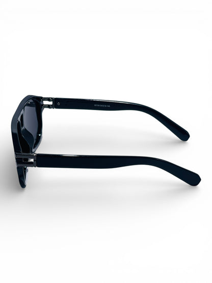 Verlin Wayfarer Sunglasses 82104 Black - Angled View