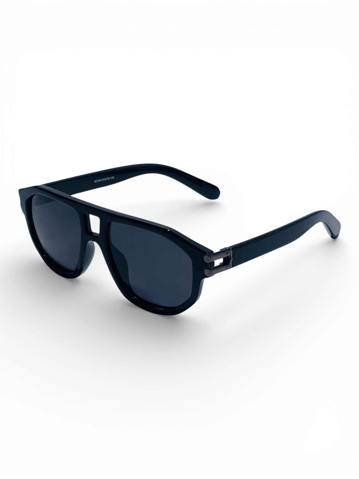 Verlin Wayfarer Sunglasses 82104 Black - Side View
