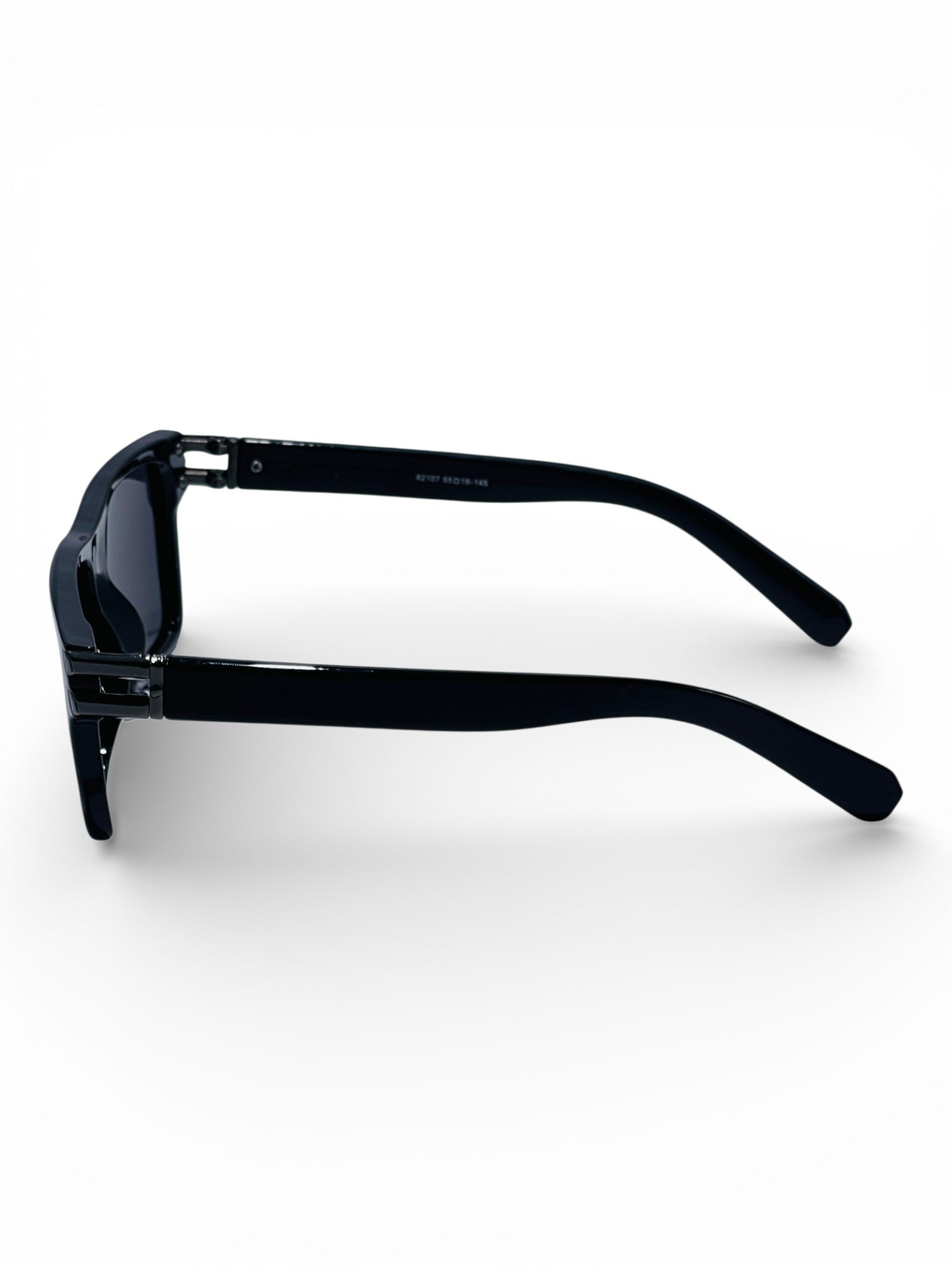 Verlin Rectangle Sunglasses 82107 Black - Angled View